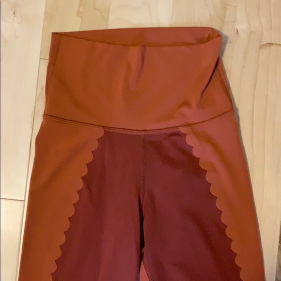 AERIE 7/8 CHILL PLAY MOVE LEGGINGS - Picture 2 of 5